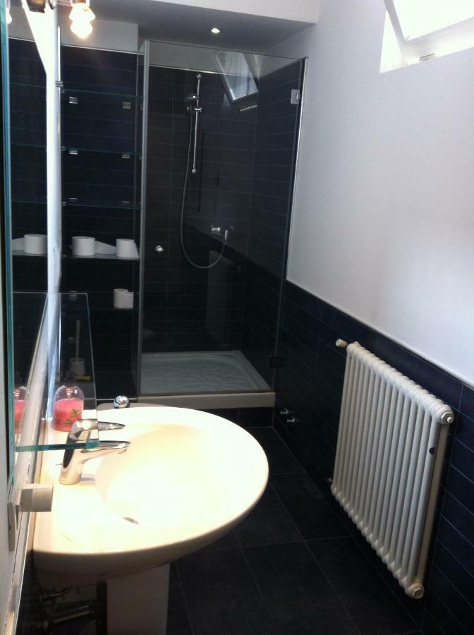 Cov Room Verona Bagian luar foto
