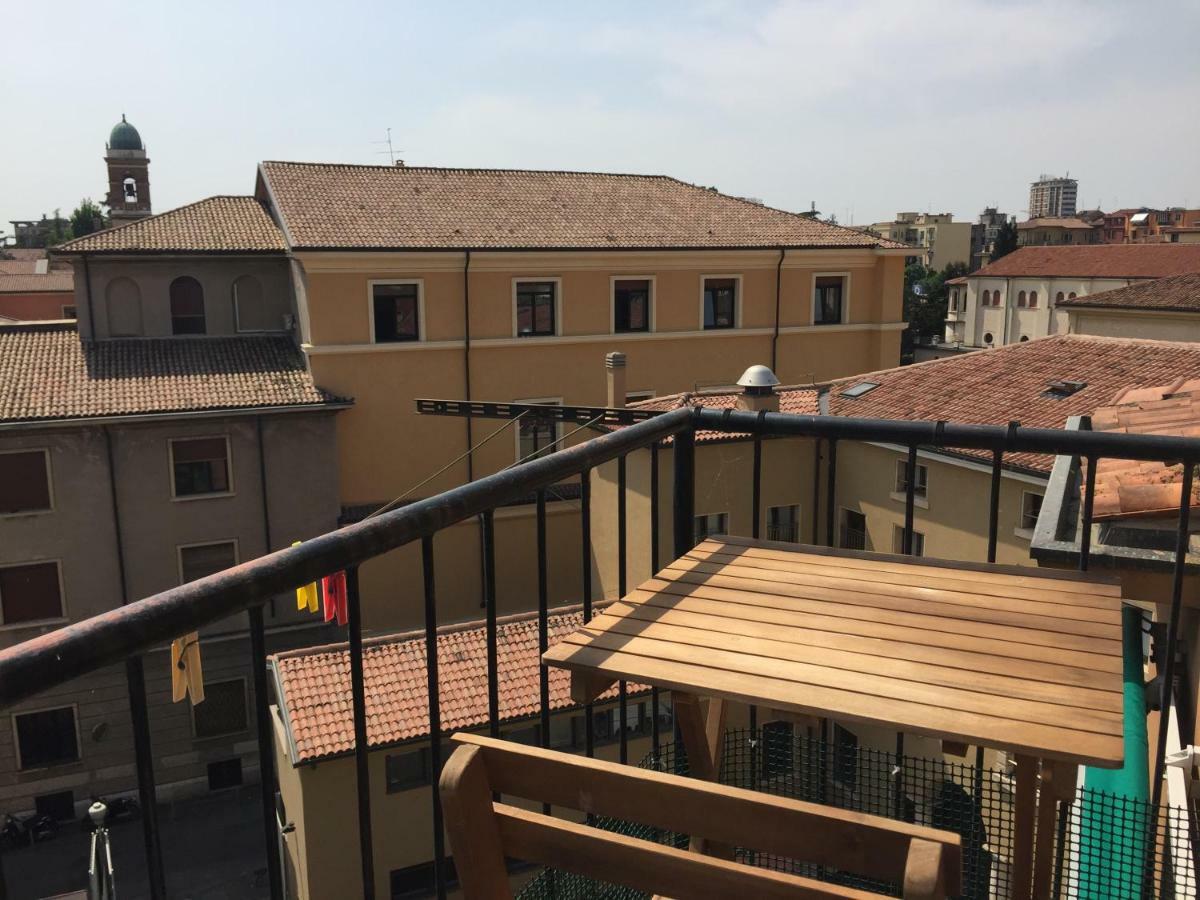 Cov Room Verona Bagian luar foto